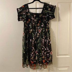 Torrid size 4 off the shoulder floral dress